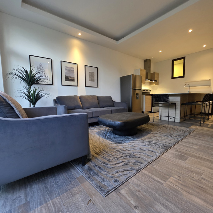 Apartamento amueblado en Alquiler Lirios de Cayala Z.16 - Image 2