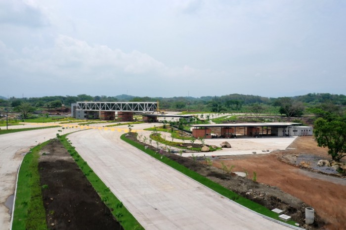 En Venta 1 Hectarea terreno Parque Industrial