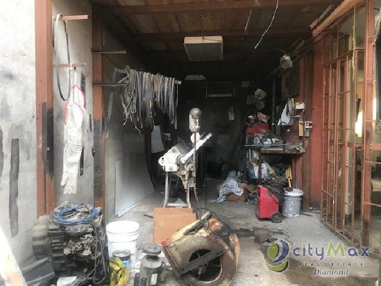 Venta de Casa sobre calle principal en Col. Mariscal - Miniatura 9