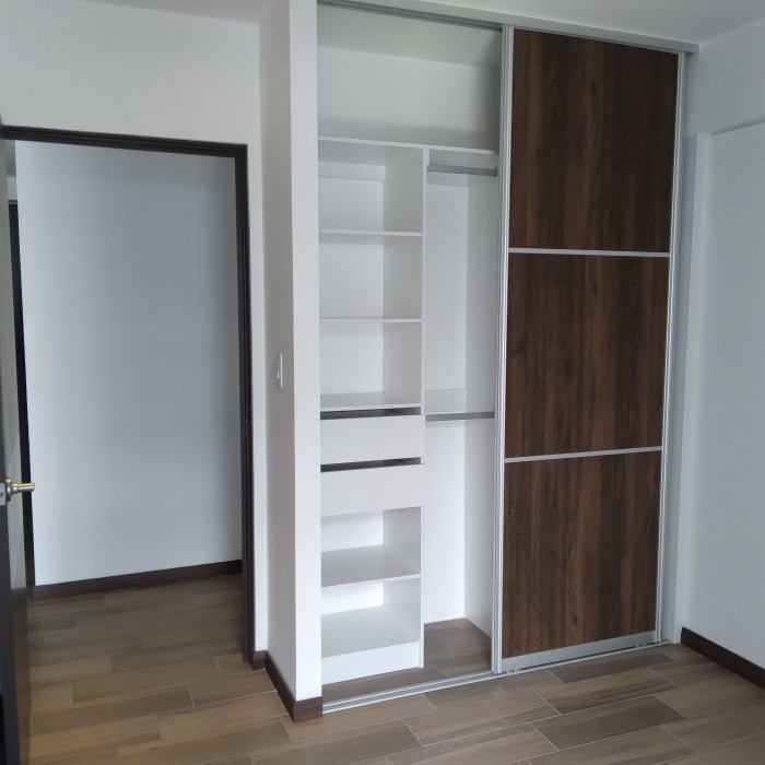 Apartamento en renta en nivel medio en zona 5 - Miniatura 6