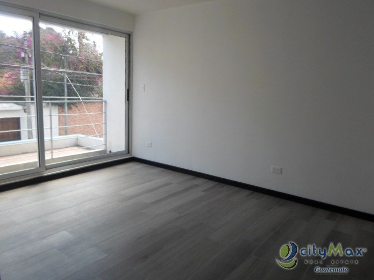 APARTAMENTO ZONA 10 VENTA CIUDAD GUATEMALA - Miniatura 2