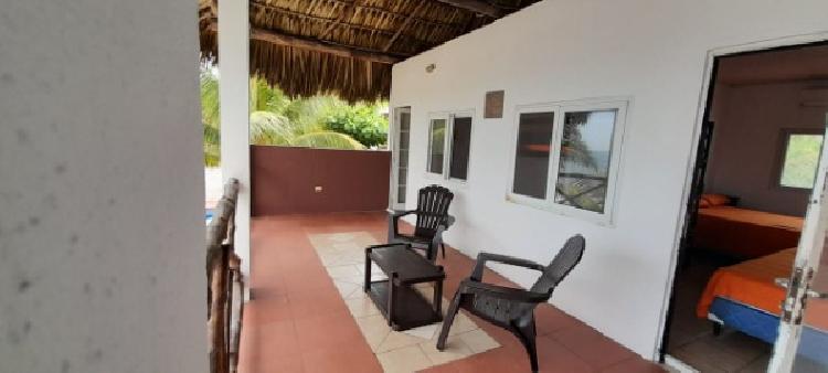 CASA DE PLAYA EN VENTA, EN IZTAPA, CASA SOL