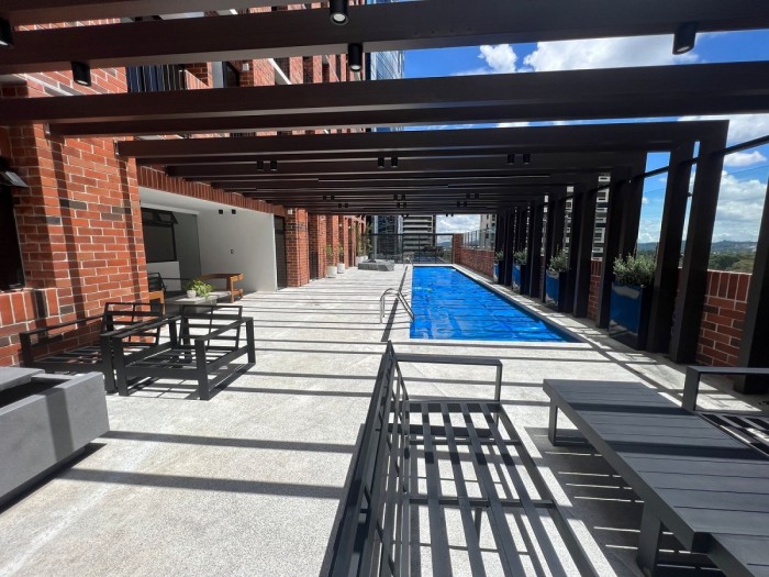 Apartamento amueblado NUEVO para estrenar en zona 10 - Miniatura 14