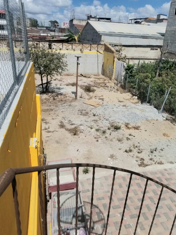 VENDO CASA CON TERRENO EN ZONA 8 — foto 5