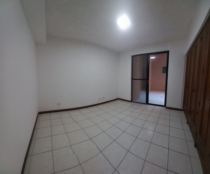 Apartamento en Venta en zona 15, en San Lázaro - Image 5