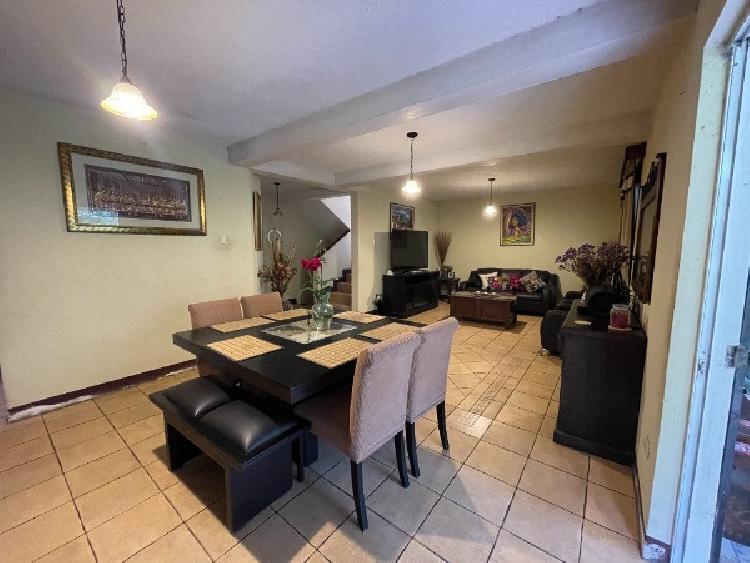 SE VENDE HERMOSA CASA EN SAN CRISTOBAL, ZONA 8 de Mixco — foto 3