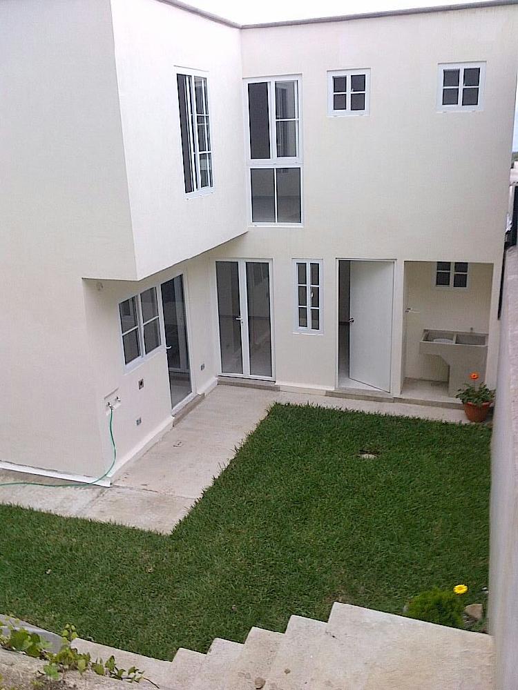 CASA EN VENTA CONDOMINIO CARRETERA AL SALVADOR - Miniatura 8