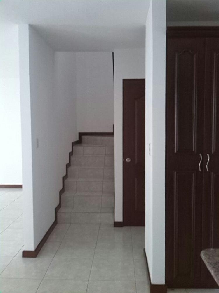CASA EN VENTA CONDOMINIO CARRETERA AL SALVADOR - Miniatura 6