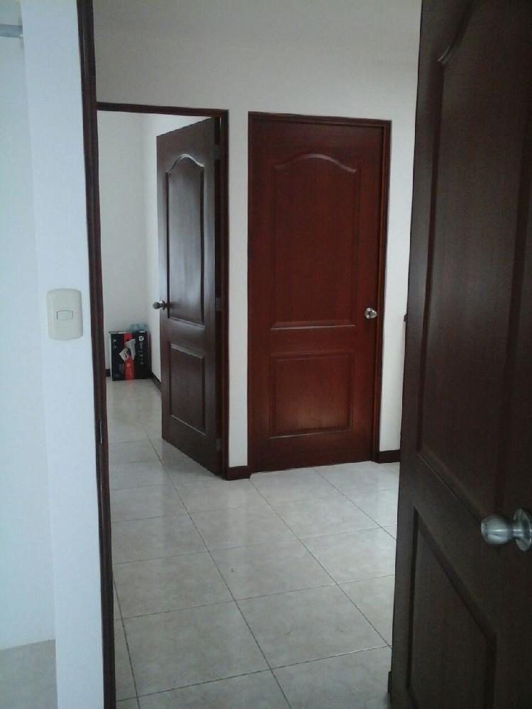 CASA EN VENTA CONDOMINIO CARRETERA AL SALVADOR - Image 5