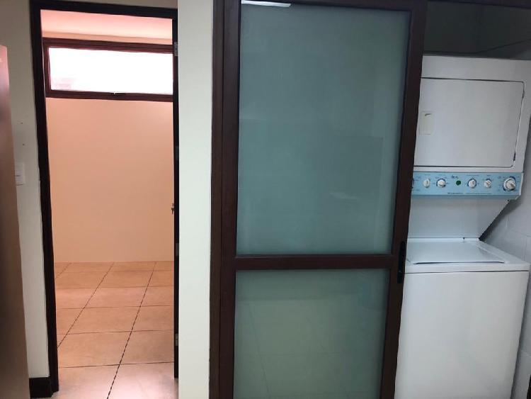 APARTAMENTO EN RENTA, ZONA 10 — foto 4