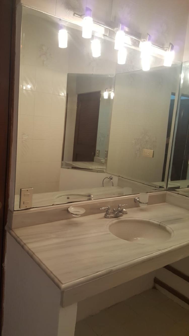 Amplia casa en renta o venta La Cañada zona 14, Ciudad - Miniatura 11
