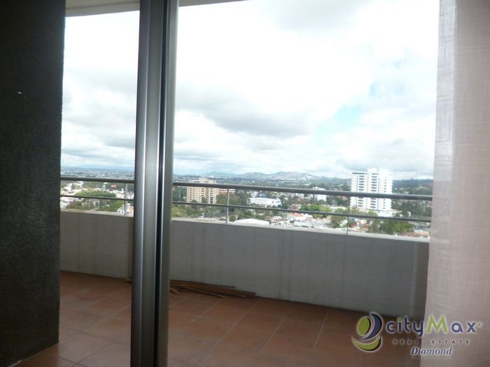 Renta de Apartamento en Zona 15 - Miniatura 3