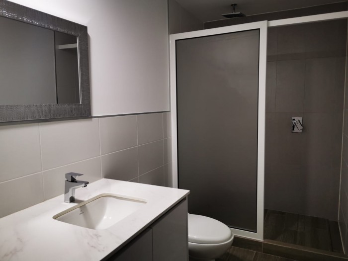 Rento apartamento para estrenar en zona 14 — foto 9