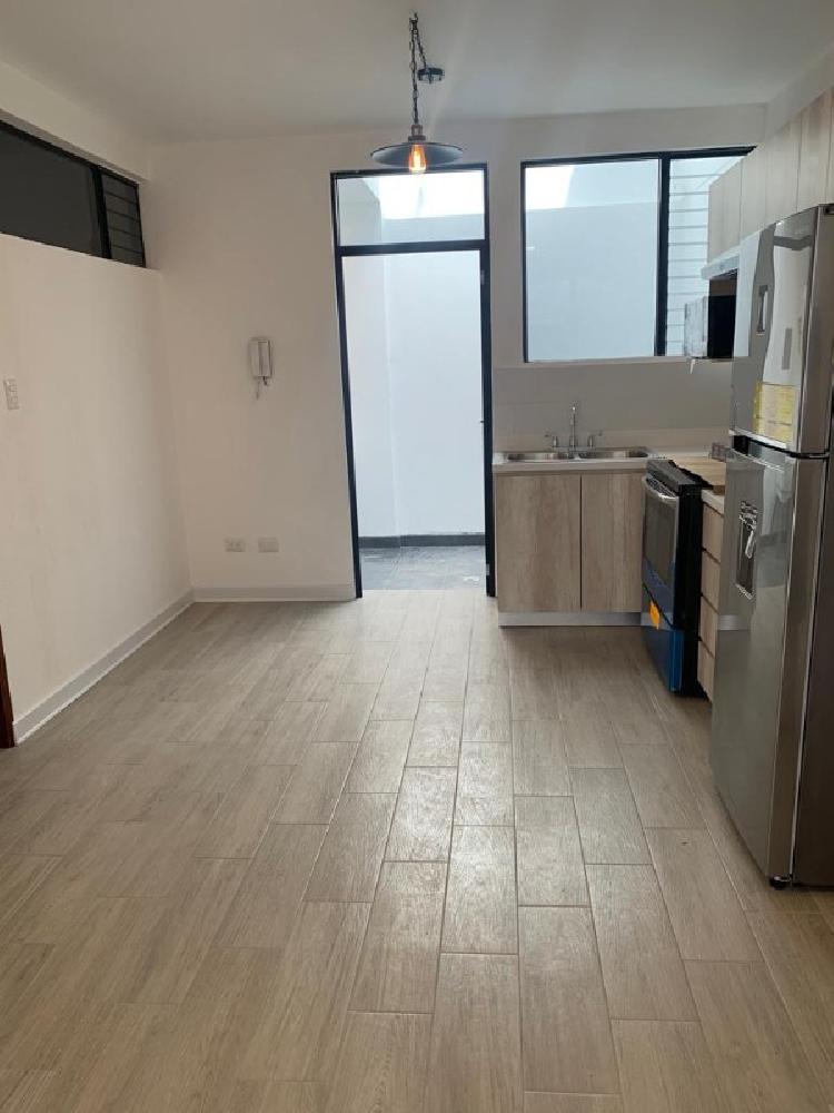 Apartamento en Renta Sobre Boulevard La Montaña, Z.16 — foto 4