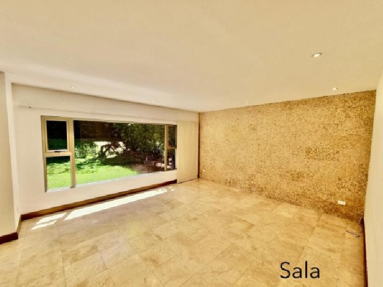 VENDO CASA EN SAN JORGE MUXBAL