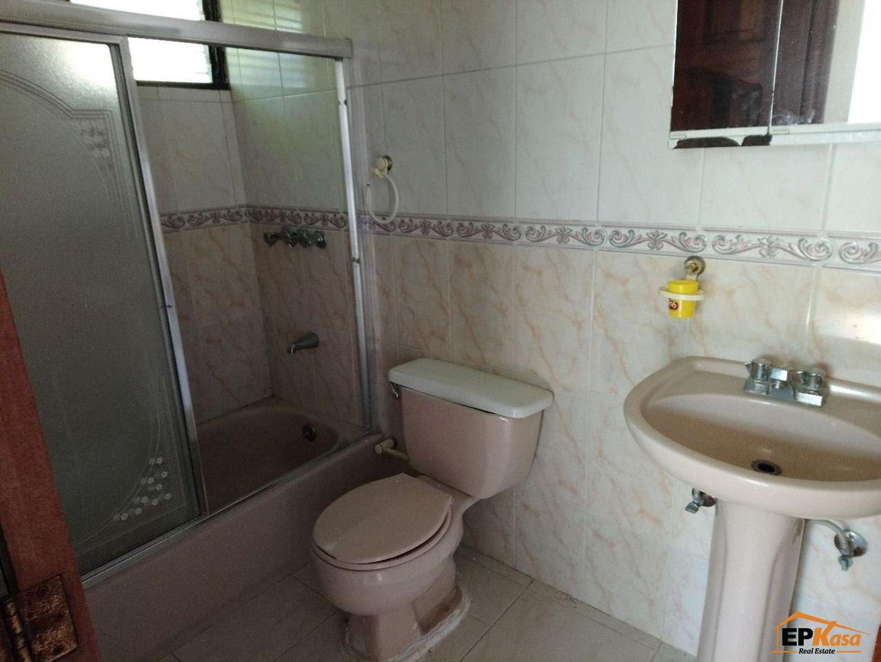 Casa en venta en residencial cerrado en Gurabo. — foto 10