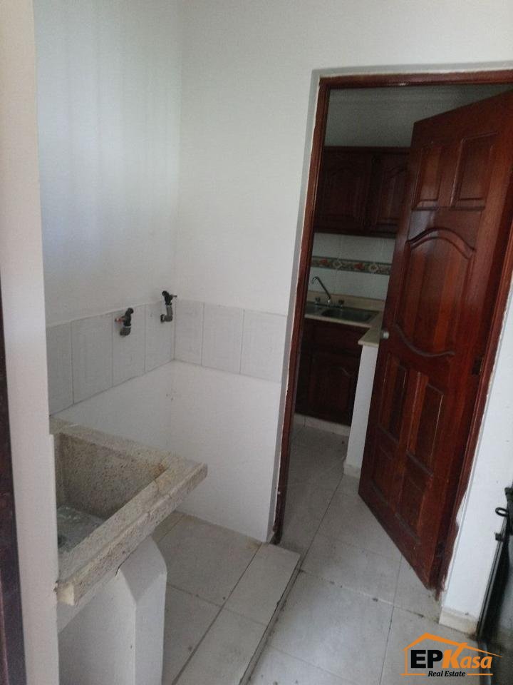 Casa en venta en residencial cerrado en Gurabo. — foto 13