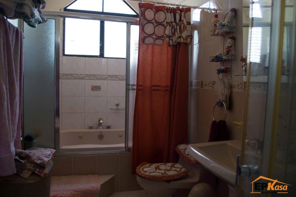 Hermosa casa de venta con mucho terreno, Las Damas II — foto 15