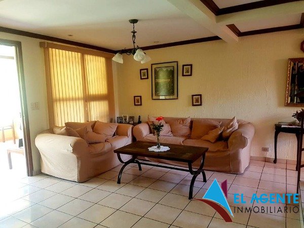 Jardines de Merliot, residencial privado con vigilancia - 3