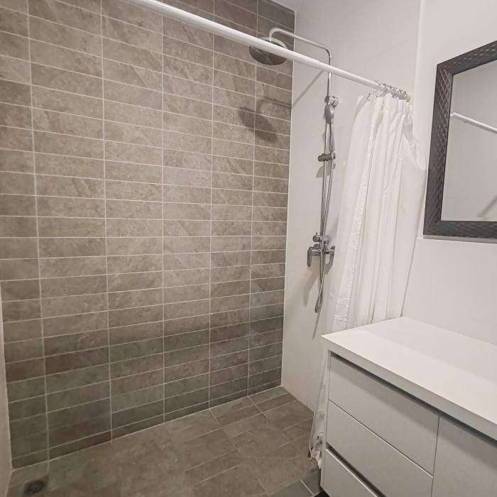 Apartamento en renta en Lirios de Cayala zona 16 - Miniatura 12