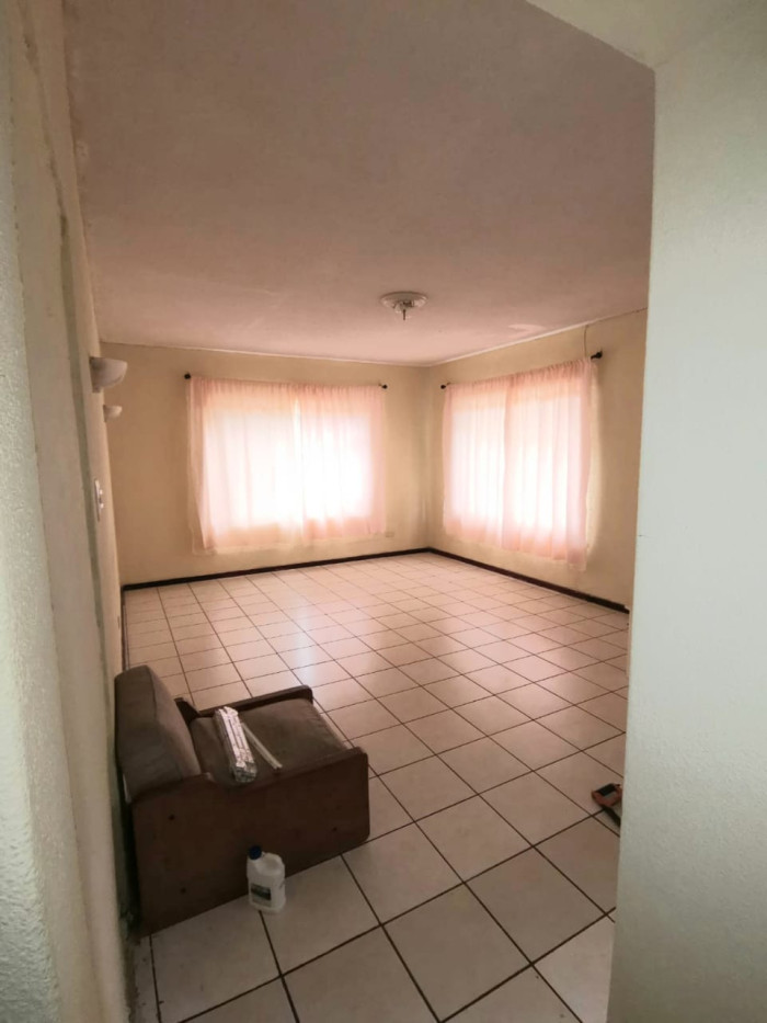 ALQUILO PROPIEDAD EN ZONA 10 — foto 4