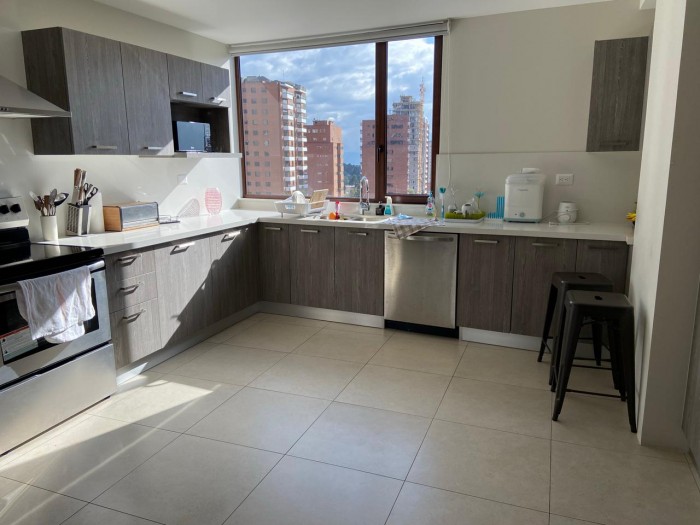 Elegante Apartamento 3 habitaciones Edificio en zona 14 - Miniatura 18