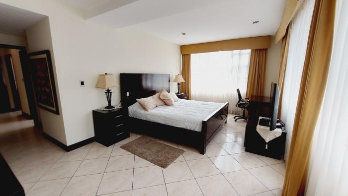 Apartamento en Venta/Renta Amueblado Milenia zona 10 — foto 10