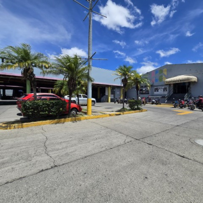 Local Comercial en Renta Metamercado Mixco San Juan - Miniatura 15