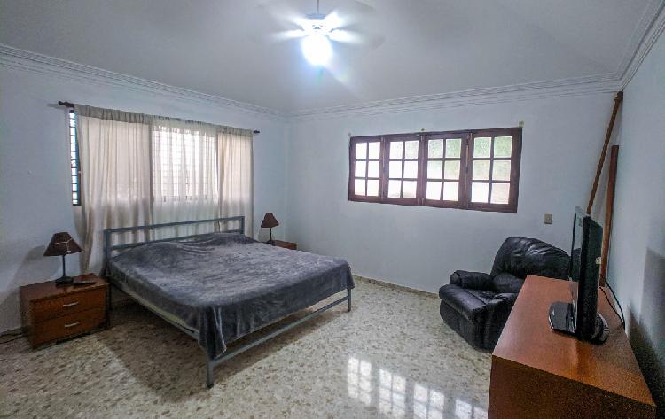 Espaciosa y Luminosa Casa — foto 4