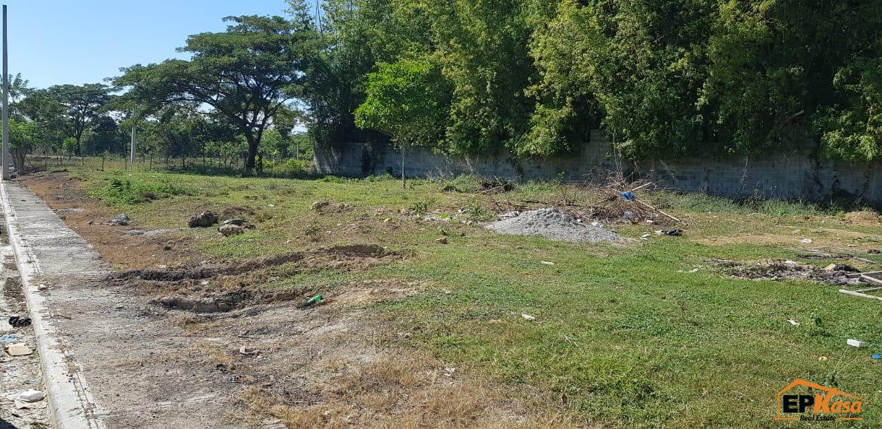 Solar de venta en Proyecto Cerrado frente al Aeropuerto — foto 3