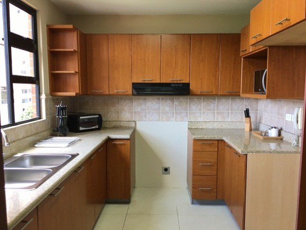 RENTO APARTAMENTO AMUEBLADO EDIFICIO REAL AMERICAS Z14 — foto 2
