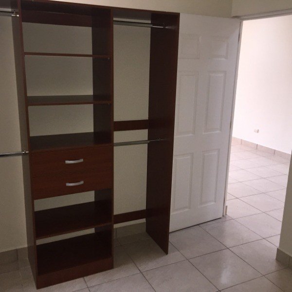 CASA 1 NIVEL EN RENTA!! Carr. Salvador precio Q 3,000 — foto 9