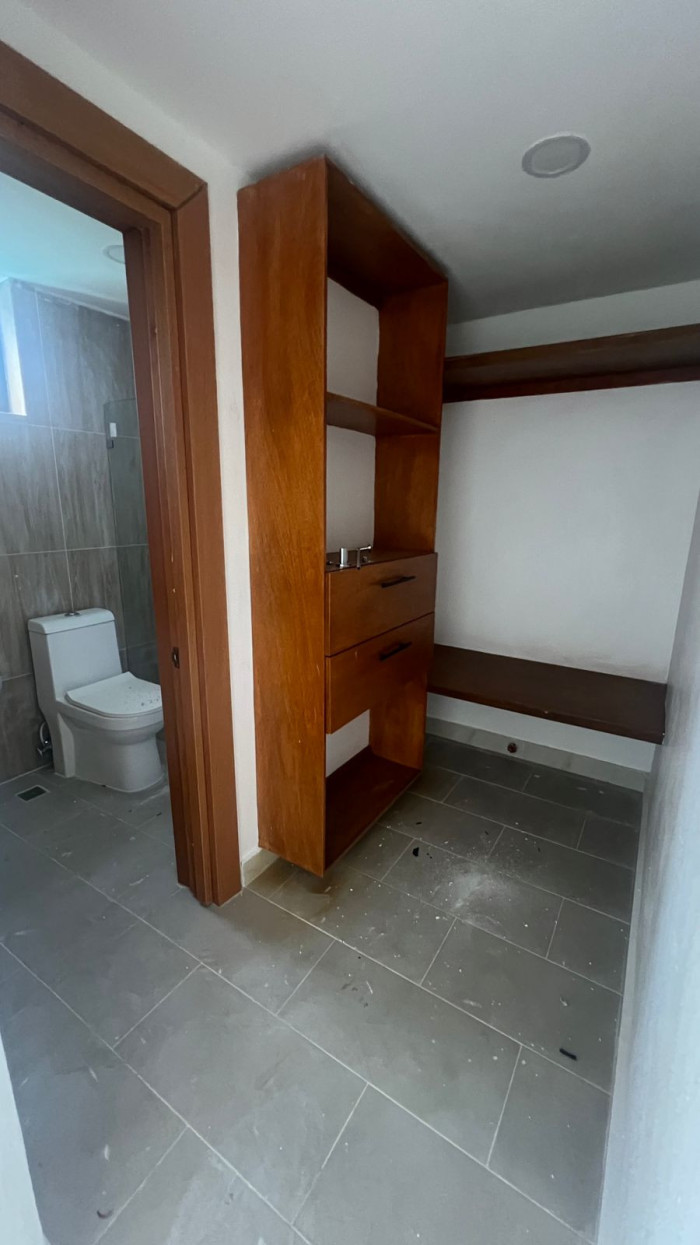 En Alquiler Apartamento en Gazcue cerca del Palacio DN - 11