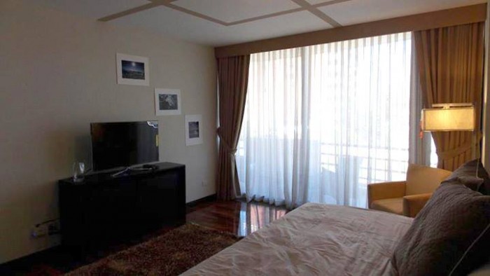 Apartamento amueblado en RENTA y VENTA, zona 14 - Image 3