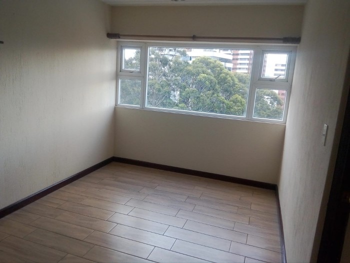 ALQUILO APARTAMENTO EN ZONA 13, VISTA AL LAGO — foto 5