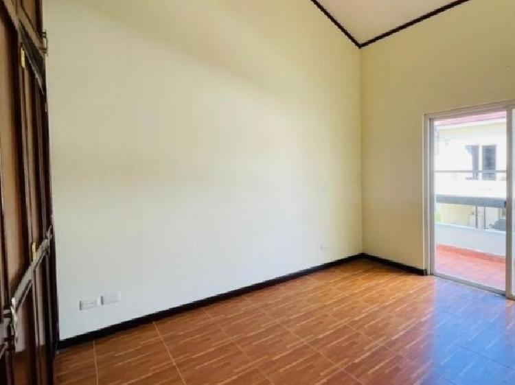 CASA EN RENTA EN ZONA 16 — foto 7