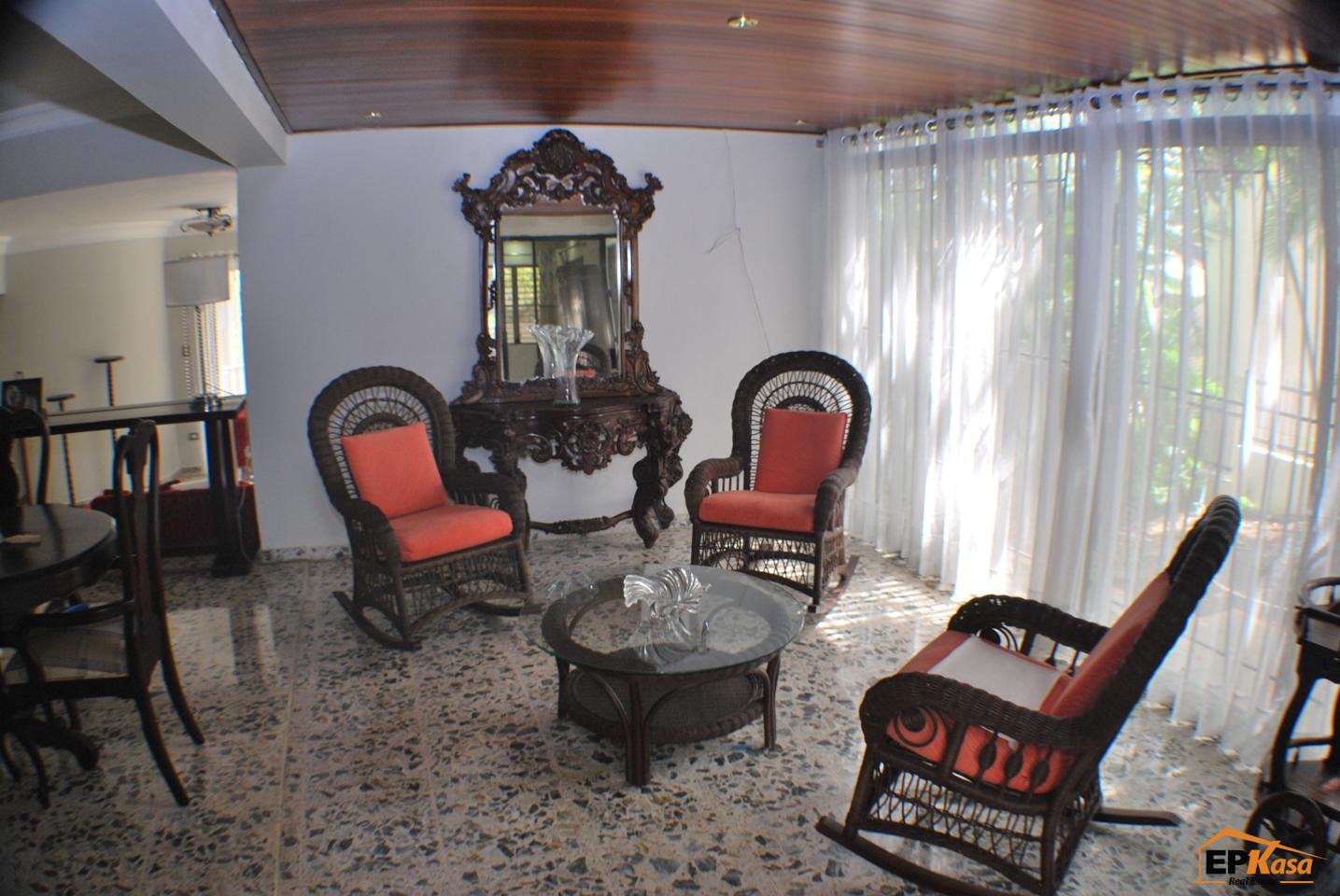 Casa amueblada con piscina de renta en Cerro Hermoso. — foto 7