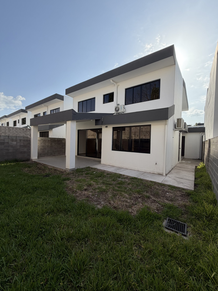 Casa en alquiler en Residencial Townhouses Pasatiempo - 14