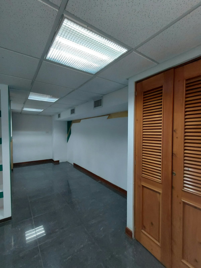 Local Comercial en Renta en Plaza Surti Ahorro. Zona 18 — foto 9