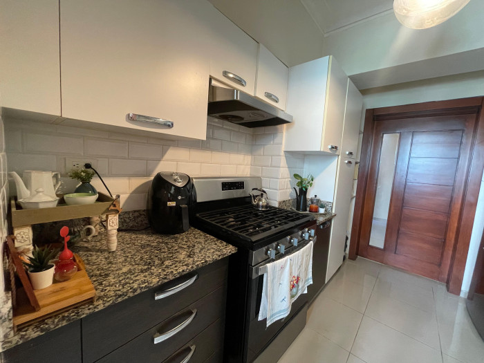 Apartamento Amueblado en Renta, en Evaristo Morales - 8