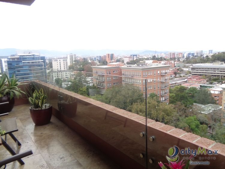 SE VENDE y RENTA Apartamento Exclusivo En Zona 10 - Miniatura 7