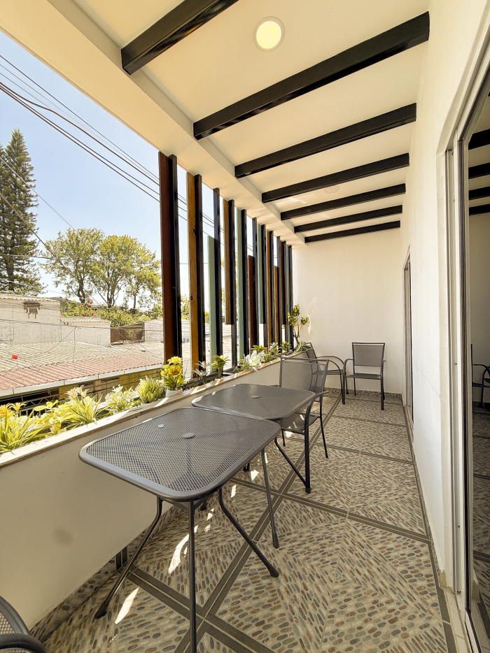 Casa remodelada semi amueblada col privada Constitución - 15