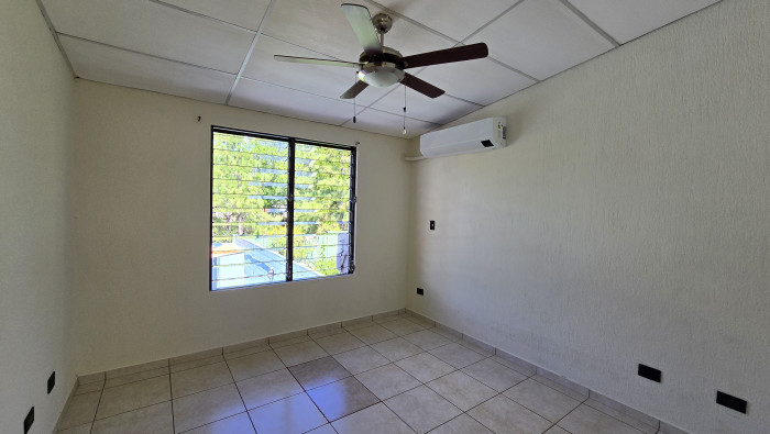 Casa en alquiler en Residencial Miramar con piscina - 10