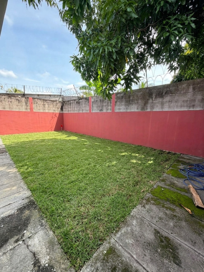 Casa en venta en Lotificación Joyas del Norte Apopa — foto 3