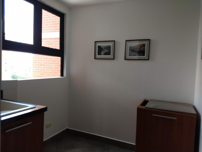 Rento apartamento en zona 14 — foto 4