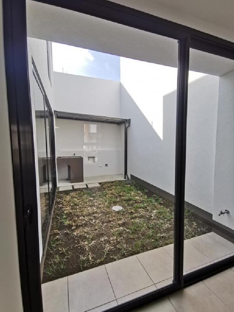 Casa en renta_ Senderos del Comendador_ Ciudad Vieja — foto 5