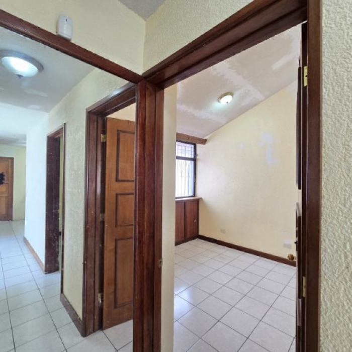 Casa en Venta Lomas de San Jacinto Zona 10 de Mixco - Miniatura 17