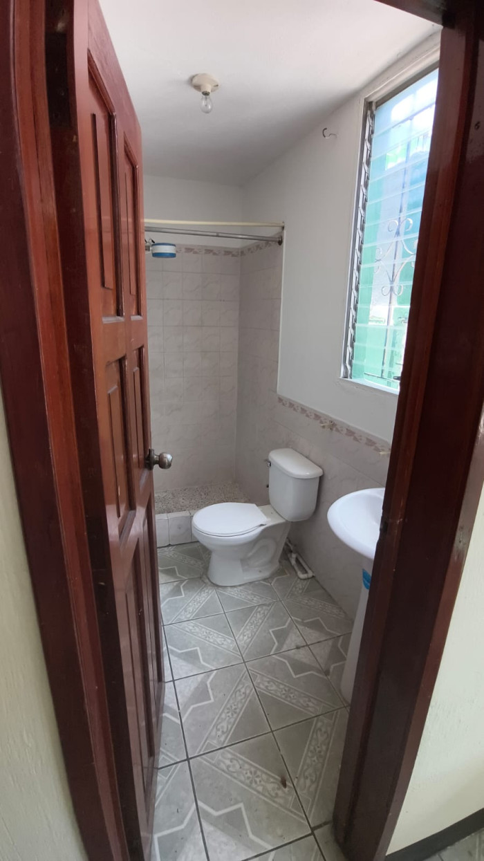 Casa en venta en zona 18 Altos de la Atlántida - Miniatura 3