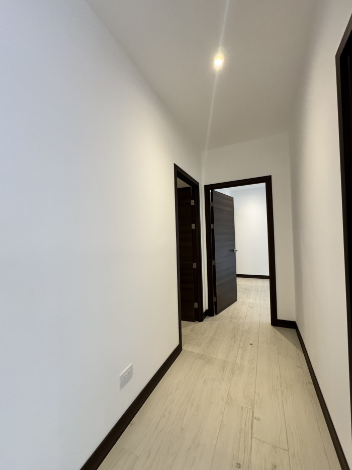 Apartamento en Venta Spazio Zona 15 Vista Hermosa 3 - Miniatura 6