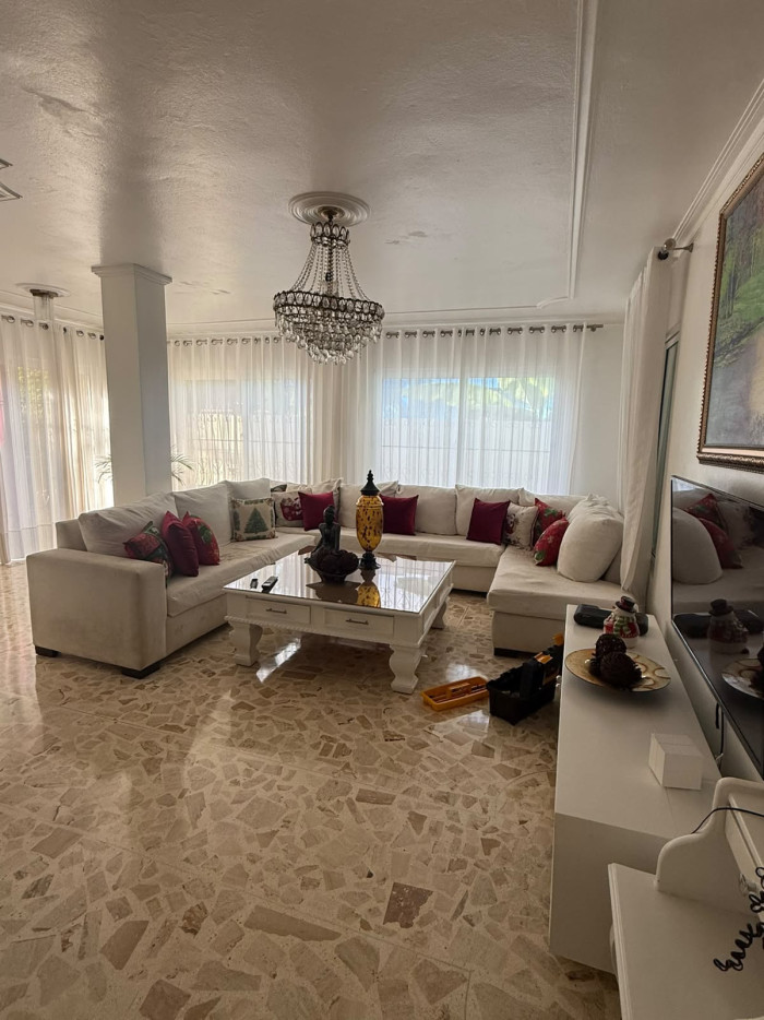 VENTA DE CASA FRENTE A LAS QUINTAS DE PONTEZUELA — foto 8